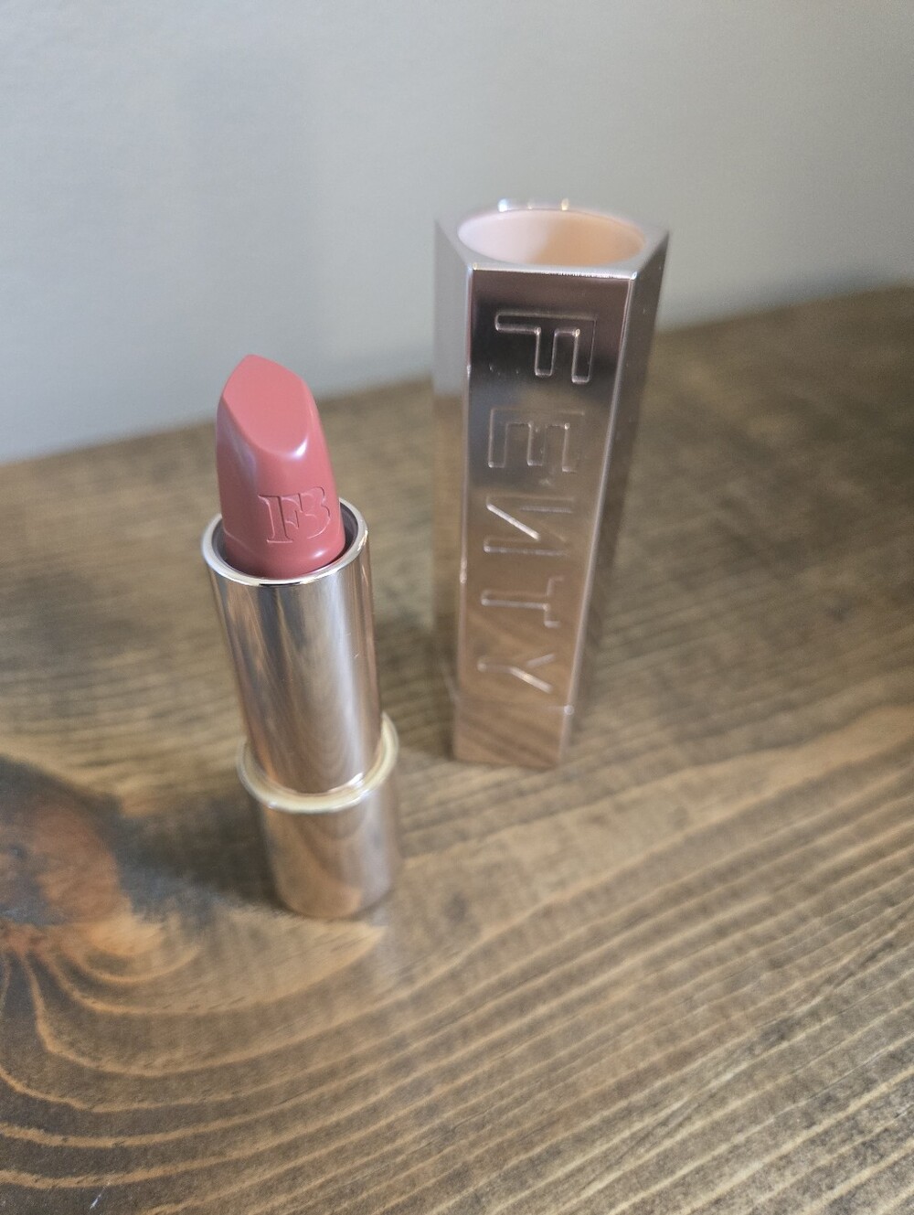 Fenty Beauty Lipstick - 06 Scholar Sista
